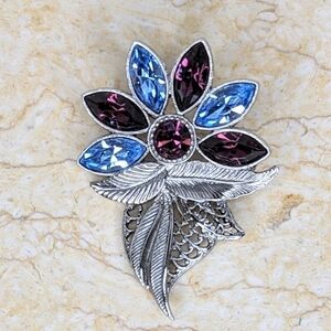 Vintage Rhinestone Purple Blue Flower Silver Tone Metal Brooch Pin